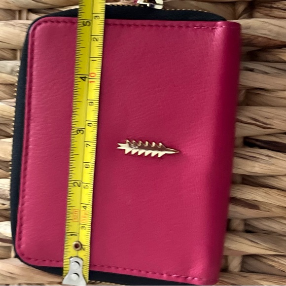 Thacker Ciara Compact Leather Zip Around Wallet - Picture 5 of 7